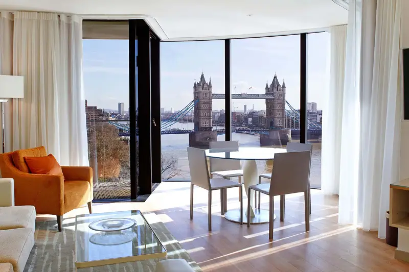 Riverside Elegance in London Bridge